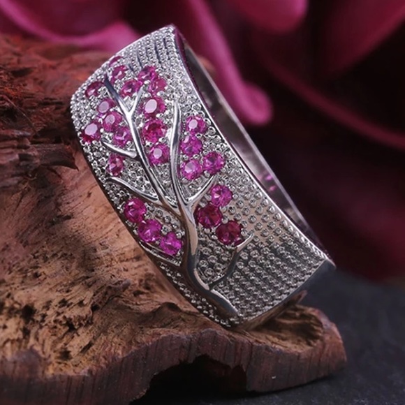 White Sapphire Sterling Silver Diamond Ring - Picture 4 of 7